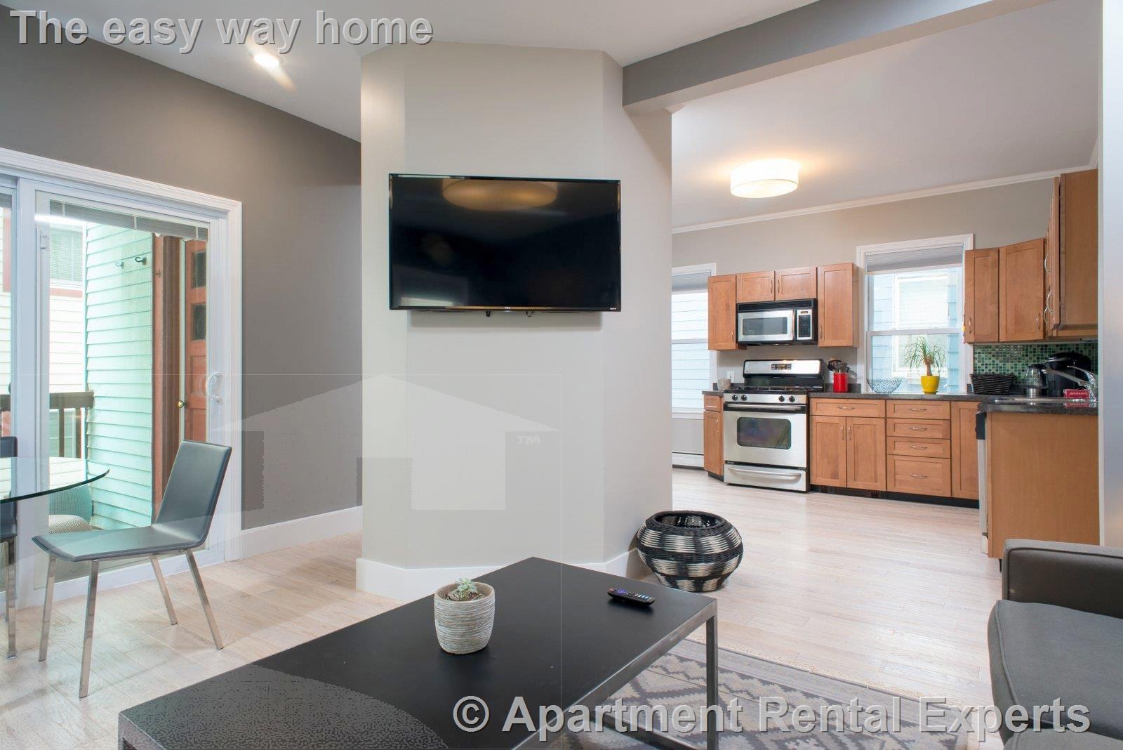 184 Green St, Central Square