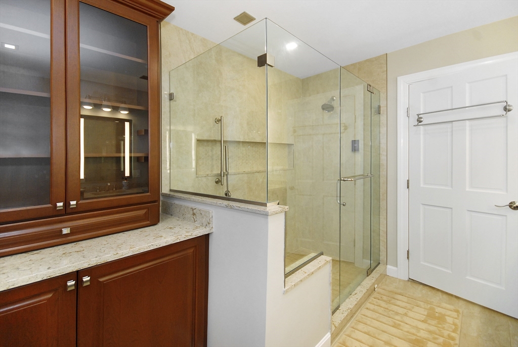 20 Blossom St, Lexington