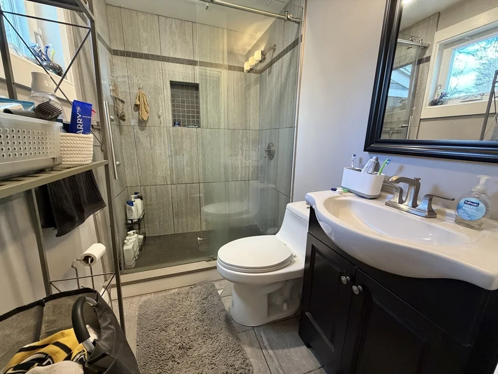 176 Upland Ave, Newton