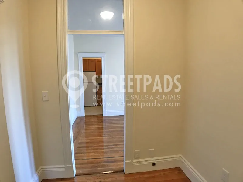25 Park Dr, Fenway