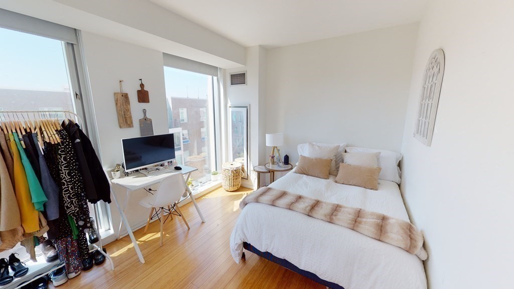 2 Earhart St, East Cambridge