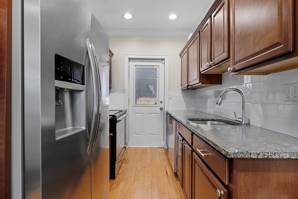 110 Chelsea St, East Boston