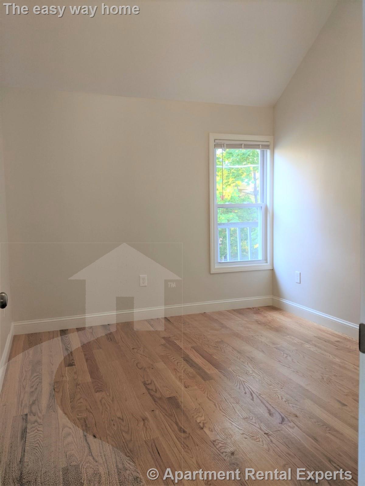 44 Cogswell Ave, Porter Square