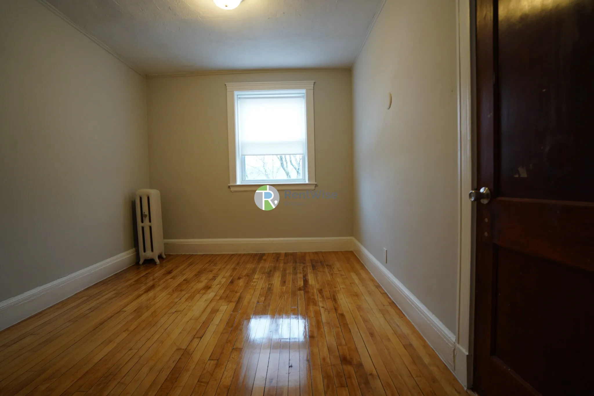 90 Cypress St, Emerson Gardens