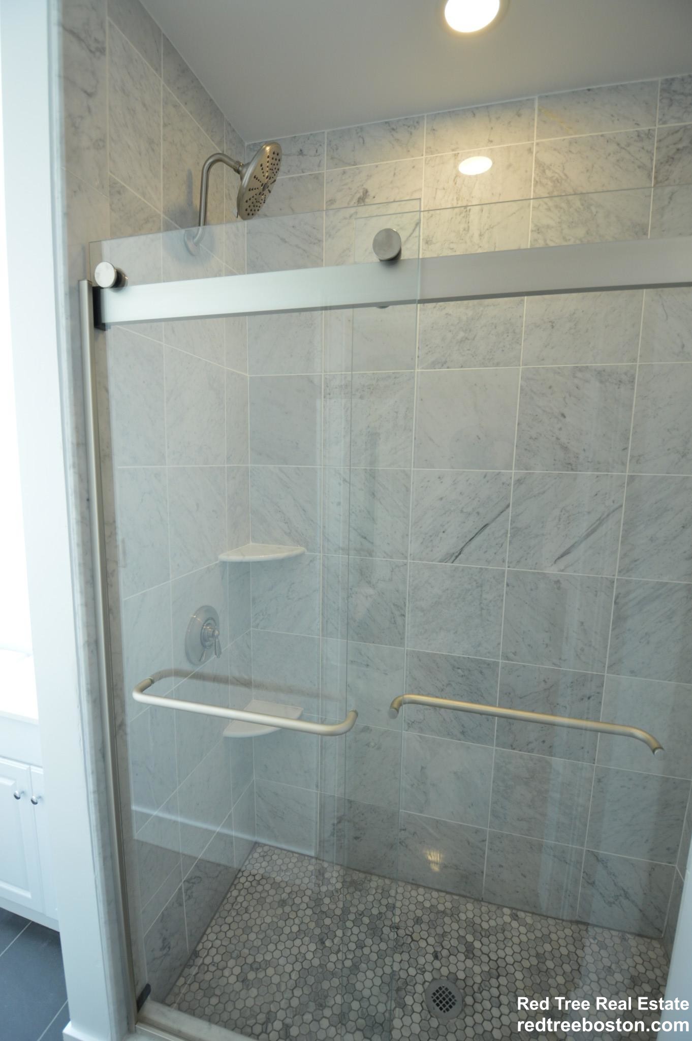 11 Queensberry St, Fenway