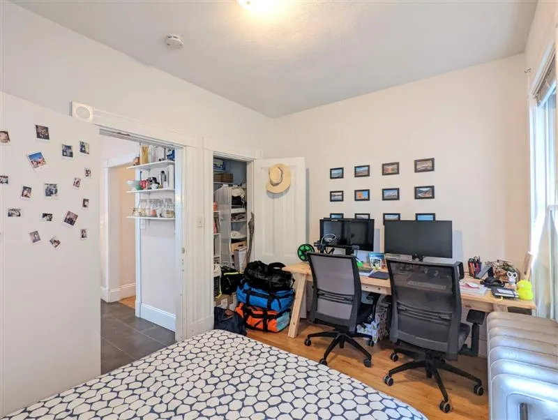 392 Washington St, Ward Two