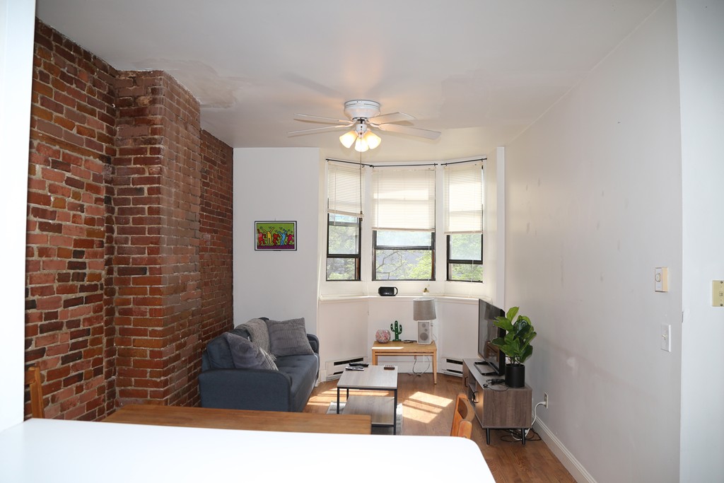 76 E Brookline St, South End