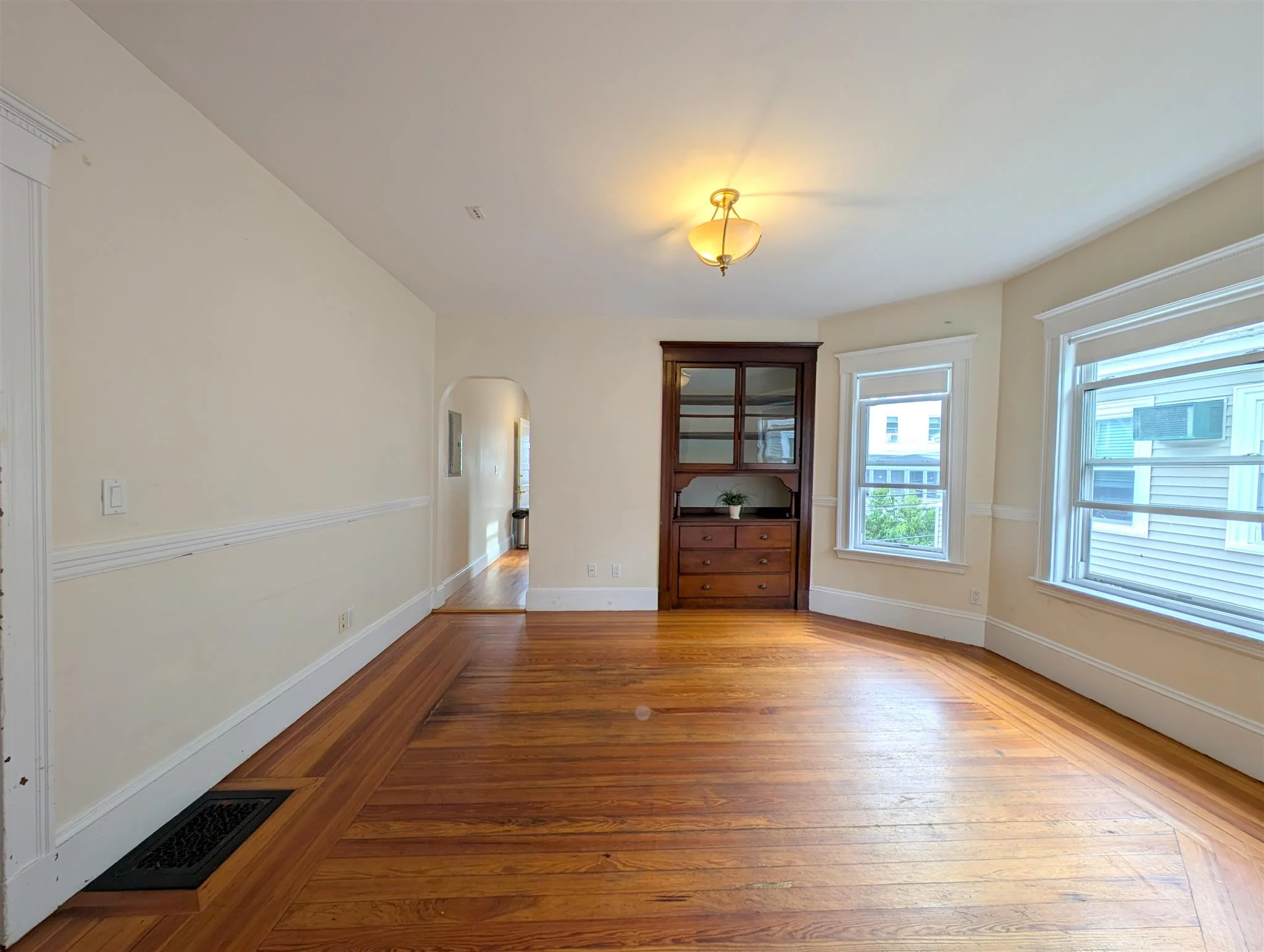 41 Ossipee Rd, Davis Square