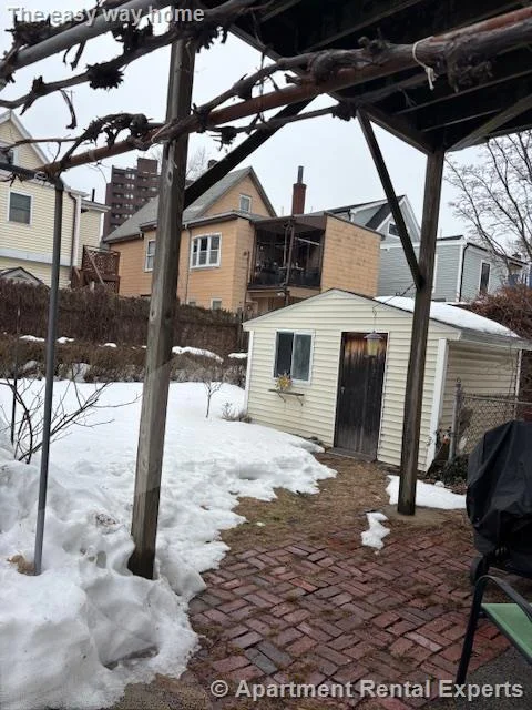 14 Virginia St, Sullivan Square