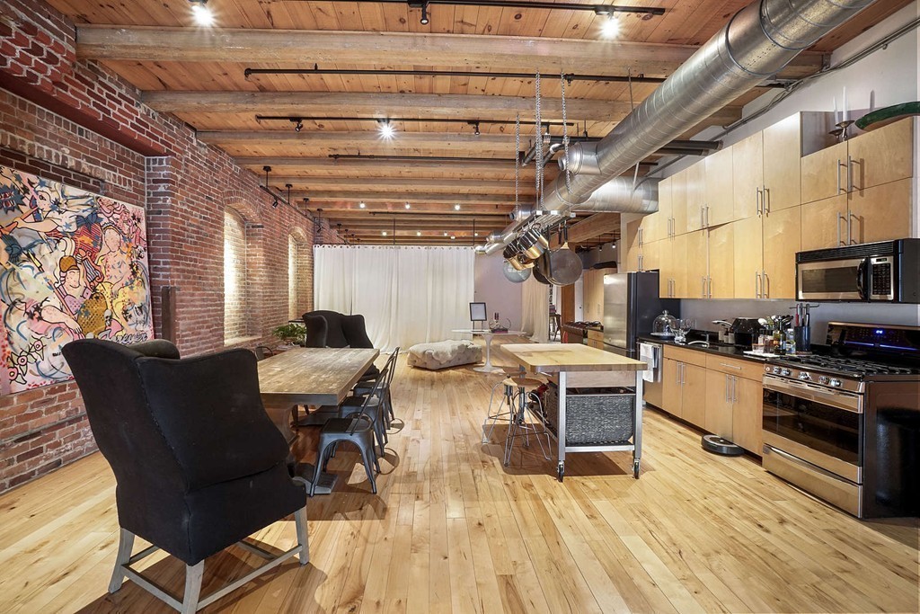 21 Wormwood St, South Boston