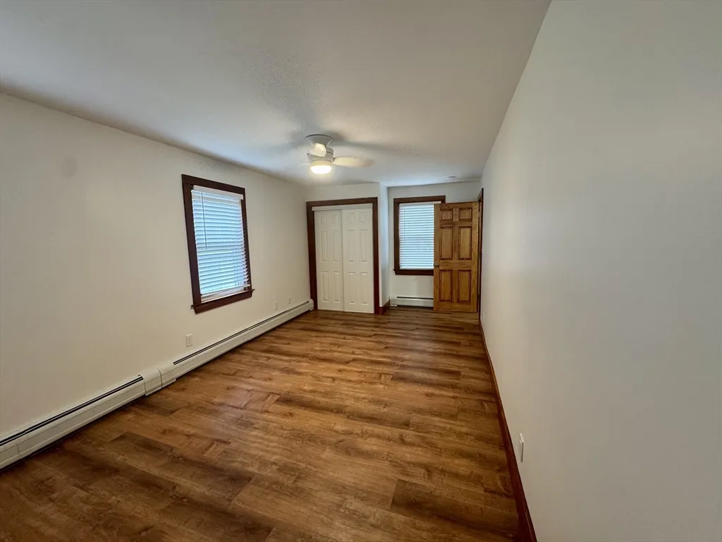 16 Winona Ave, Sconticut Neck