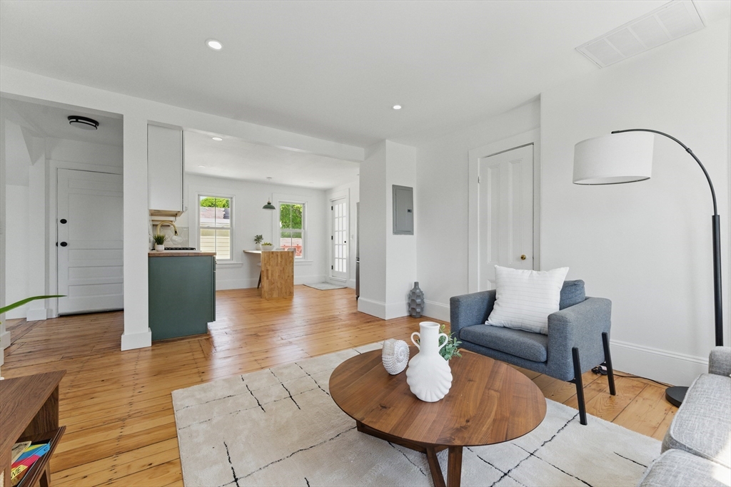 80 Shirley St, Winthrop