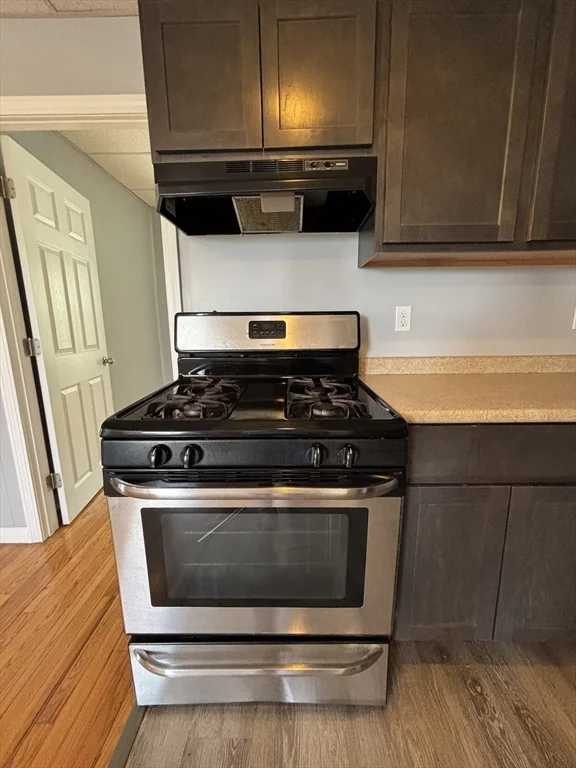 84 Boutwell St, Fall River