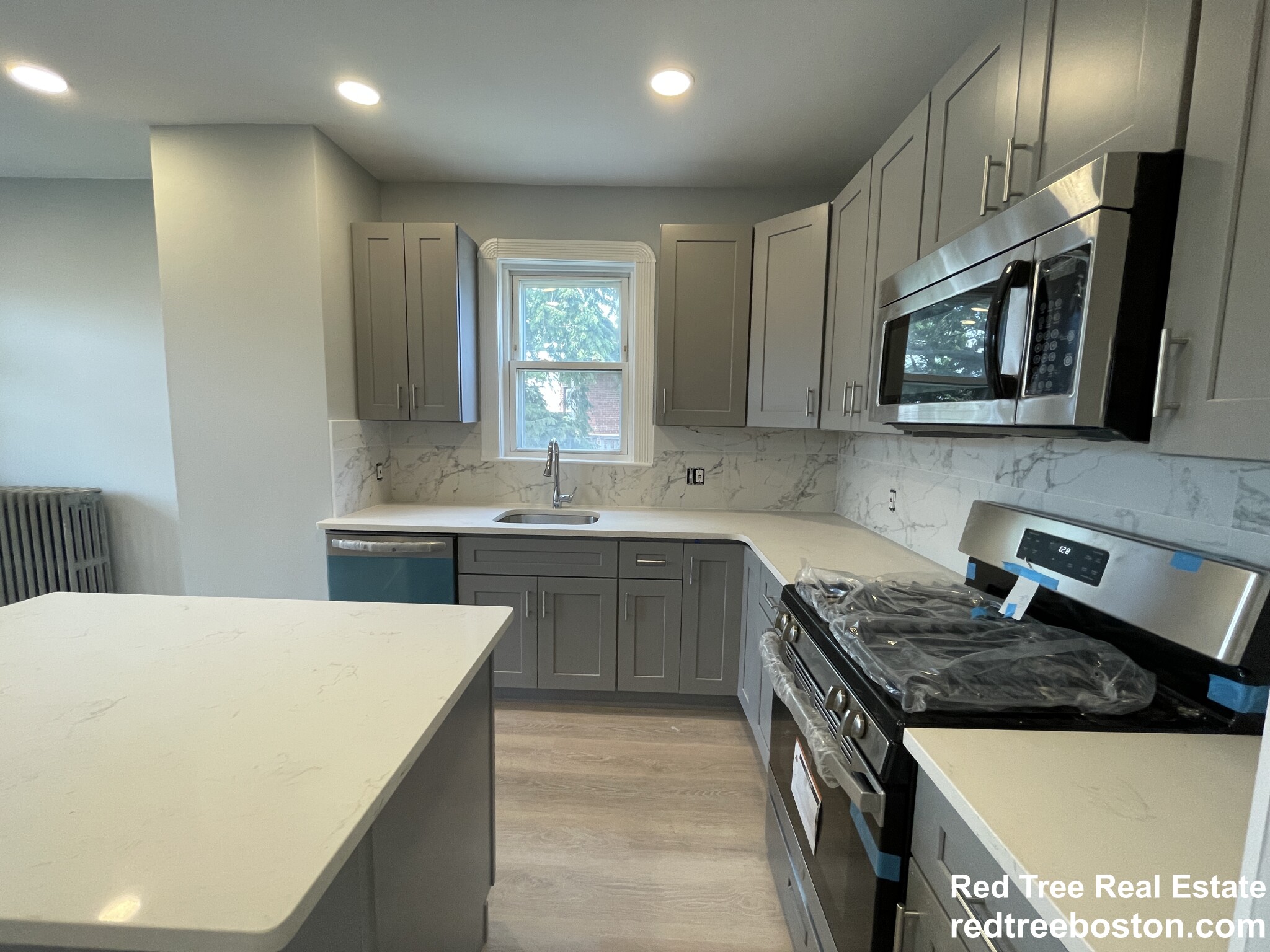 44 Ashley St, East Boston
