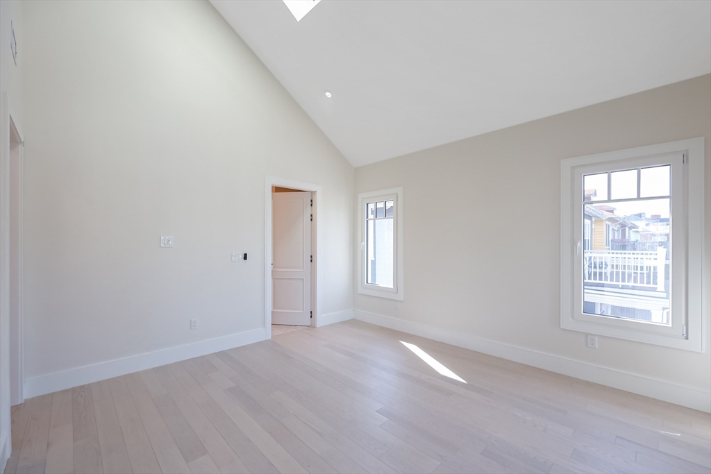 116 Columbia St, North Brookline