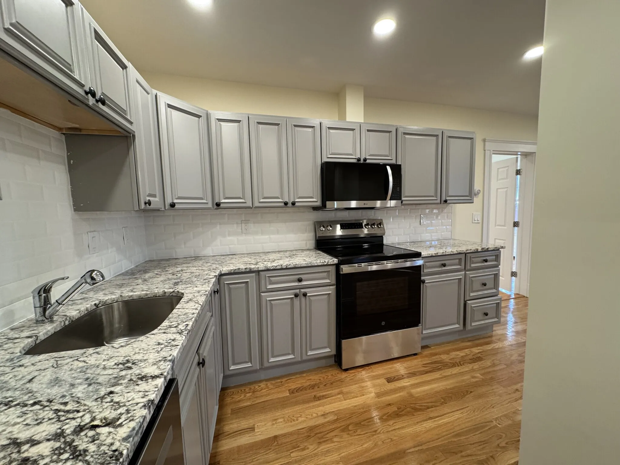 56 Cummings Rd, Brighton