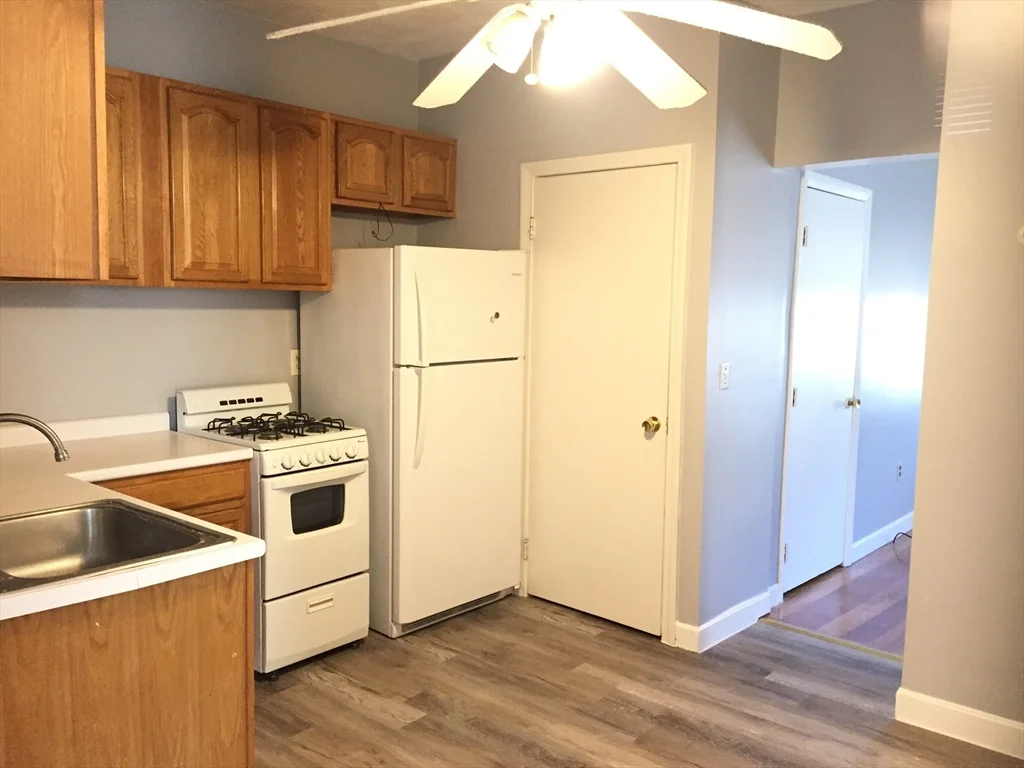 318 Granite St, Quincy