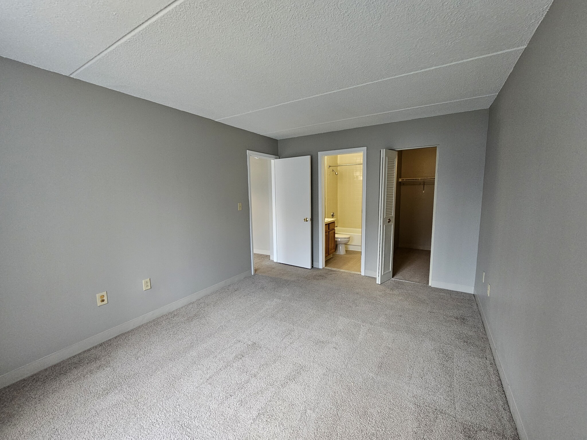 30 Harbor Point Blvd, Dorchester