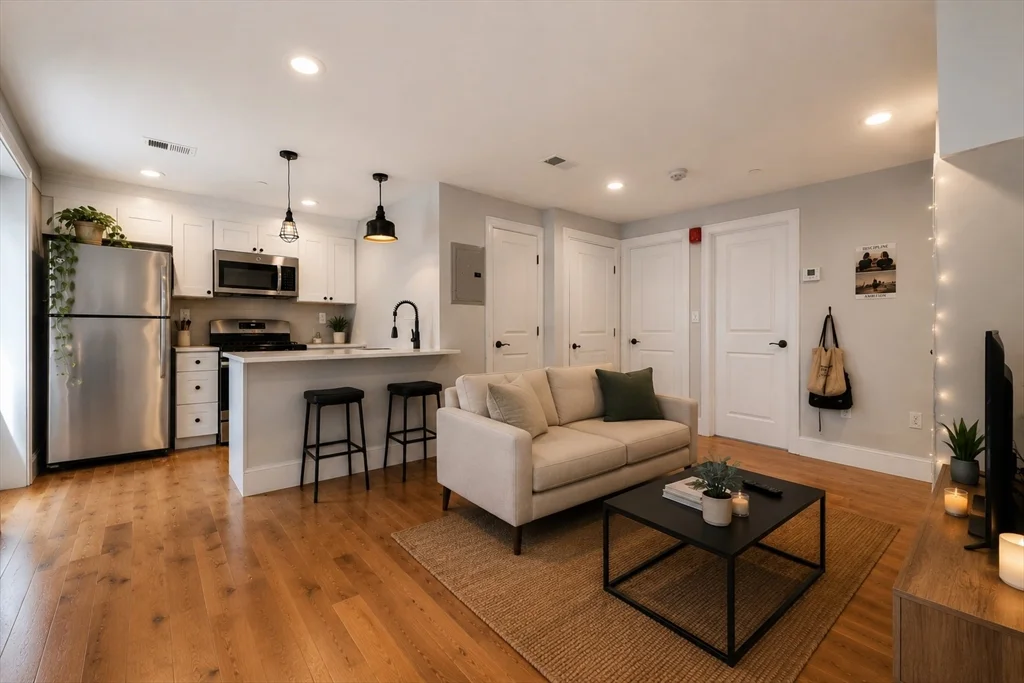 143 Everett St, East Boston