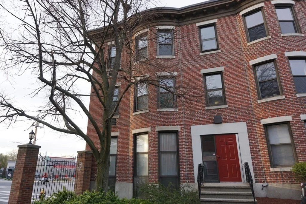 2 Cypress Rd, Brighton