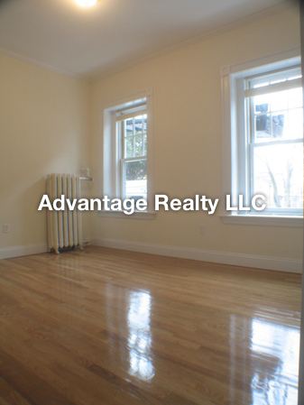 55 Magazine St, Cambridgeport