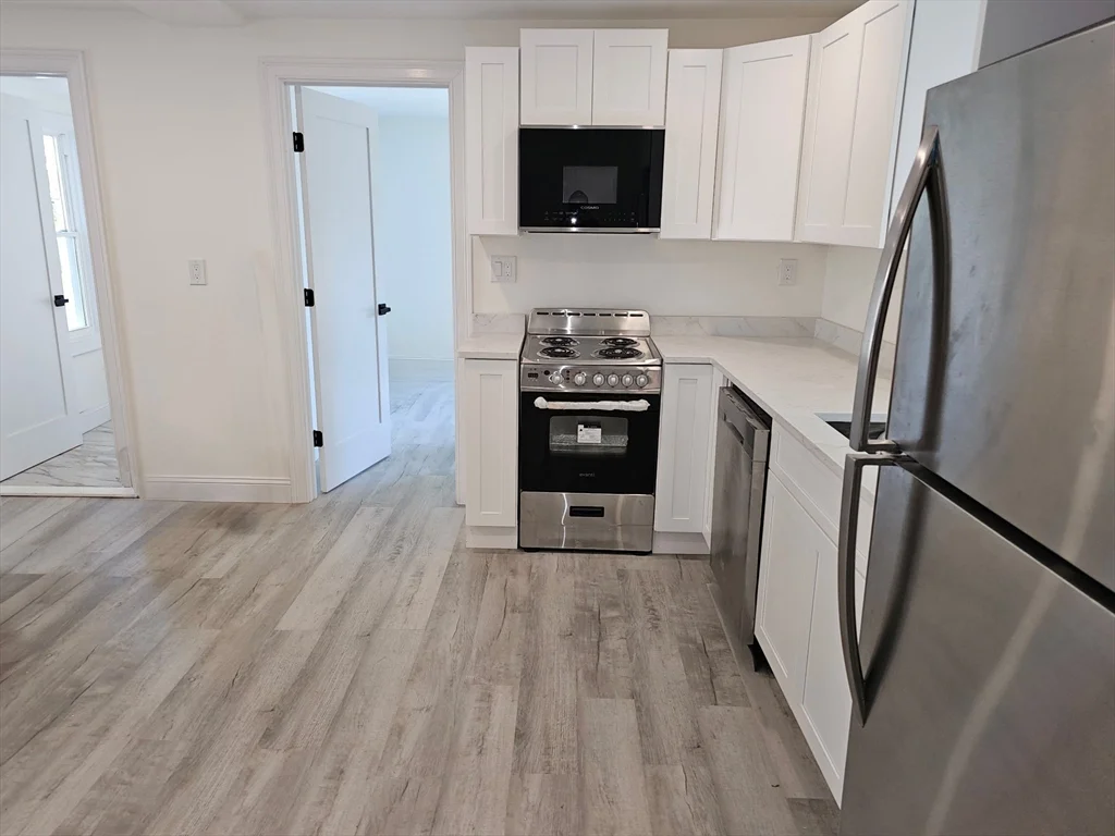 16 Adams St, Hyde Park