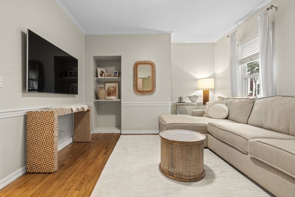 436 West 2nd St, South Boston