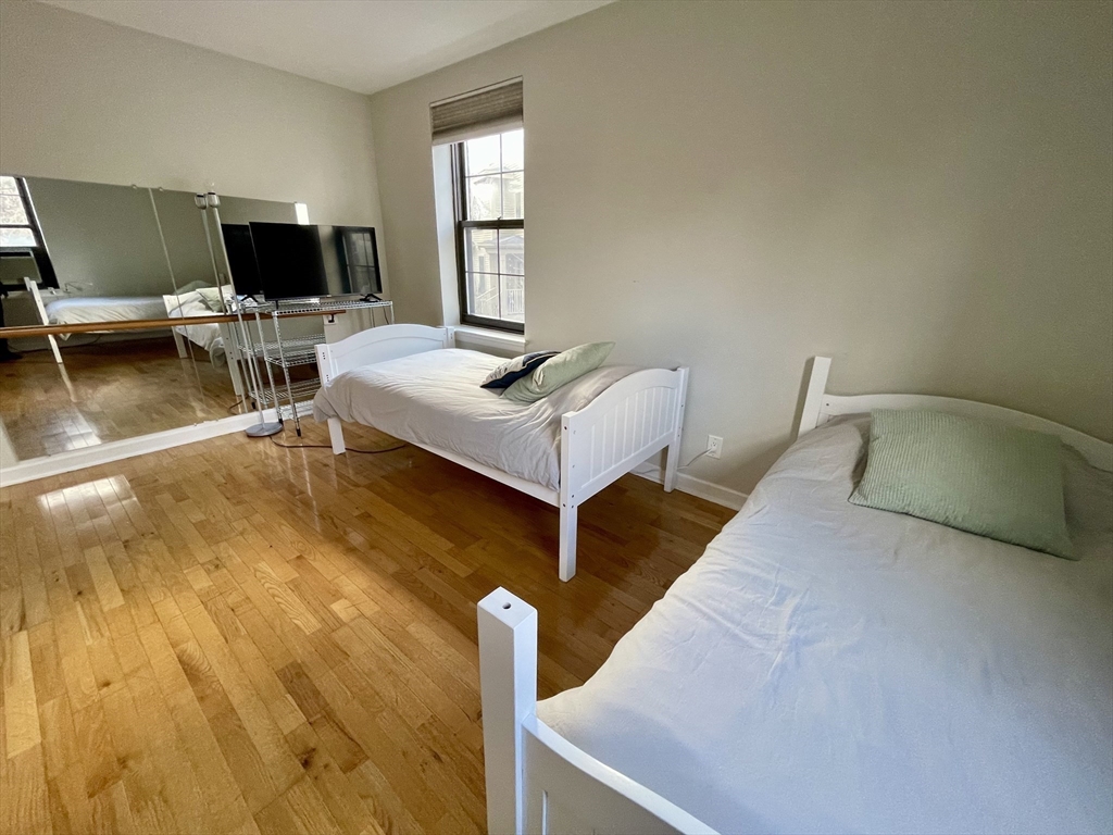 53 Harvard Ave, Brookline