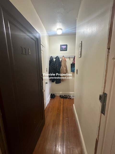 70 Strathmore Rd, Brighton