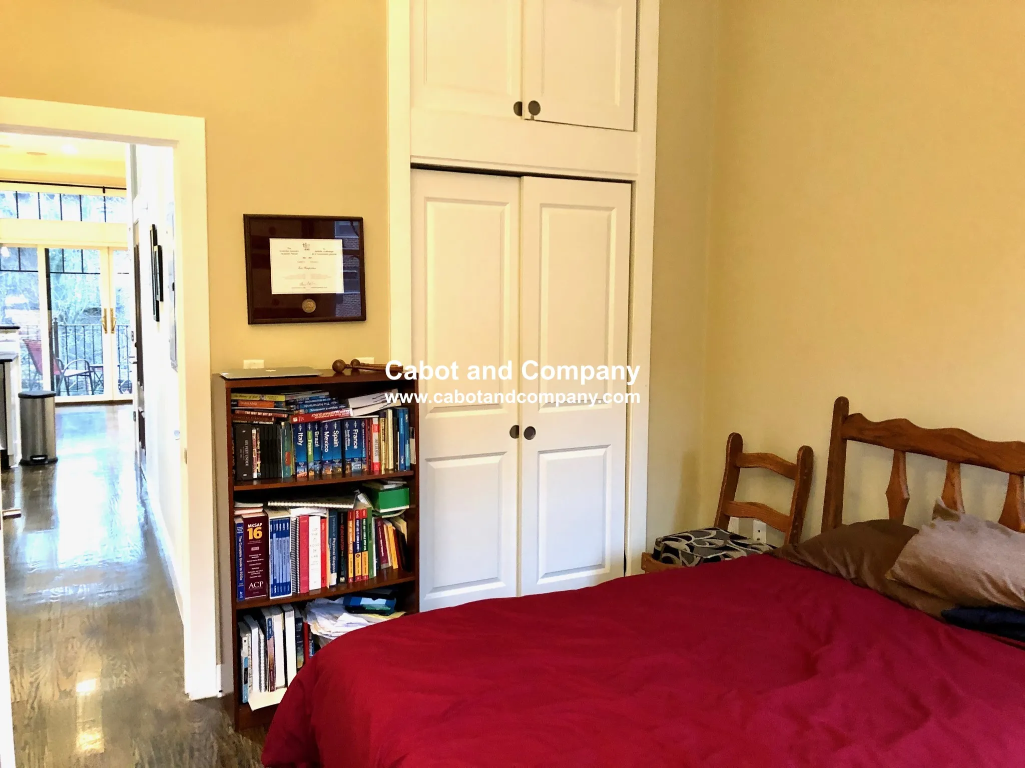 410 Columbus Ave, Columbus