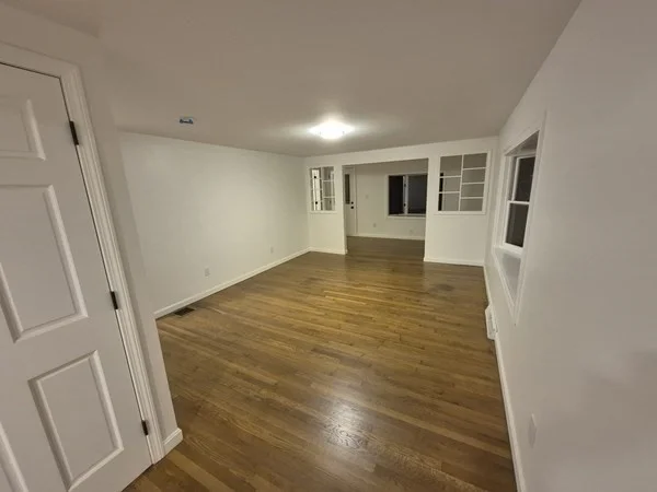 5 Lake View Ave, Peabody