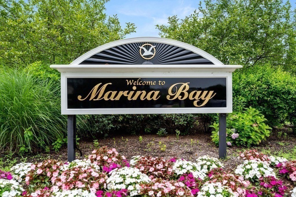 100 Marina Dr, Quincy
