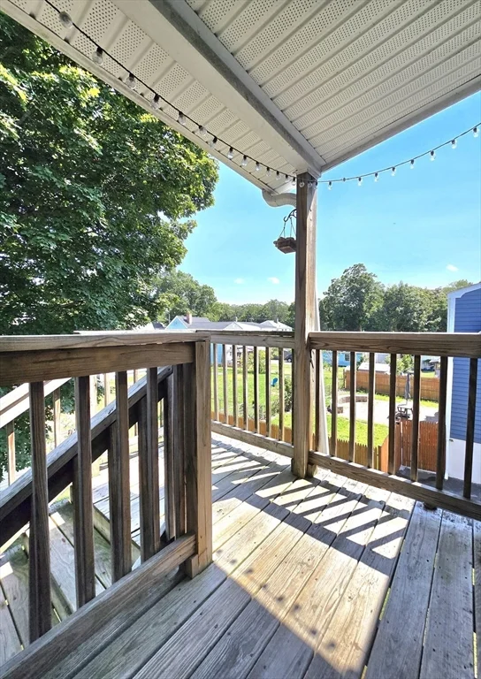 21 Edinboro Rd, Quincy