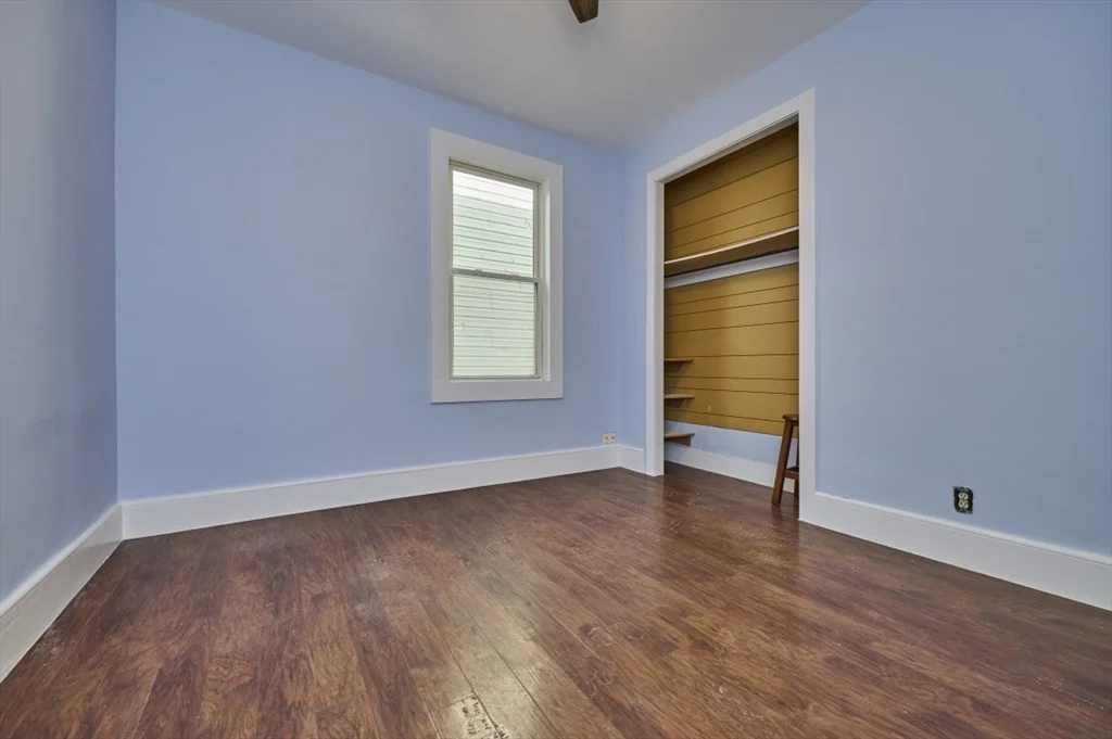 19 Whittier St, Lynn