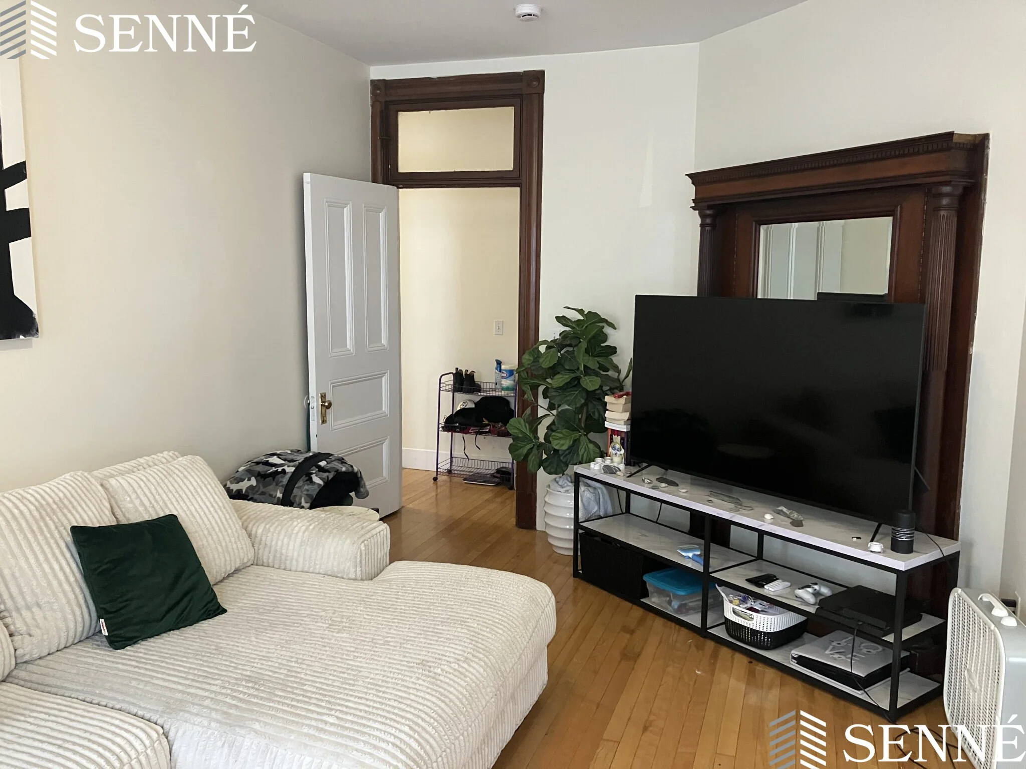 64 Vinal Ave, Union Square