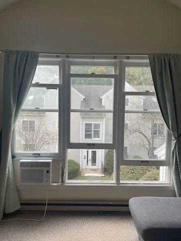 34 Salem Pl, Amherst