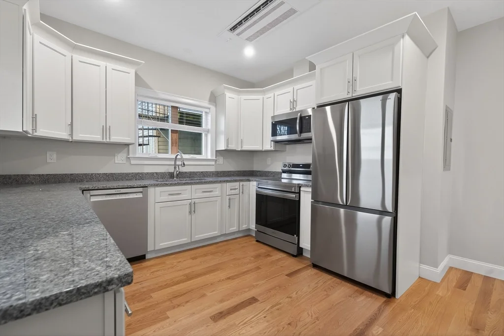 650 Dorchester Ave, South Boston