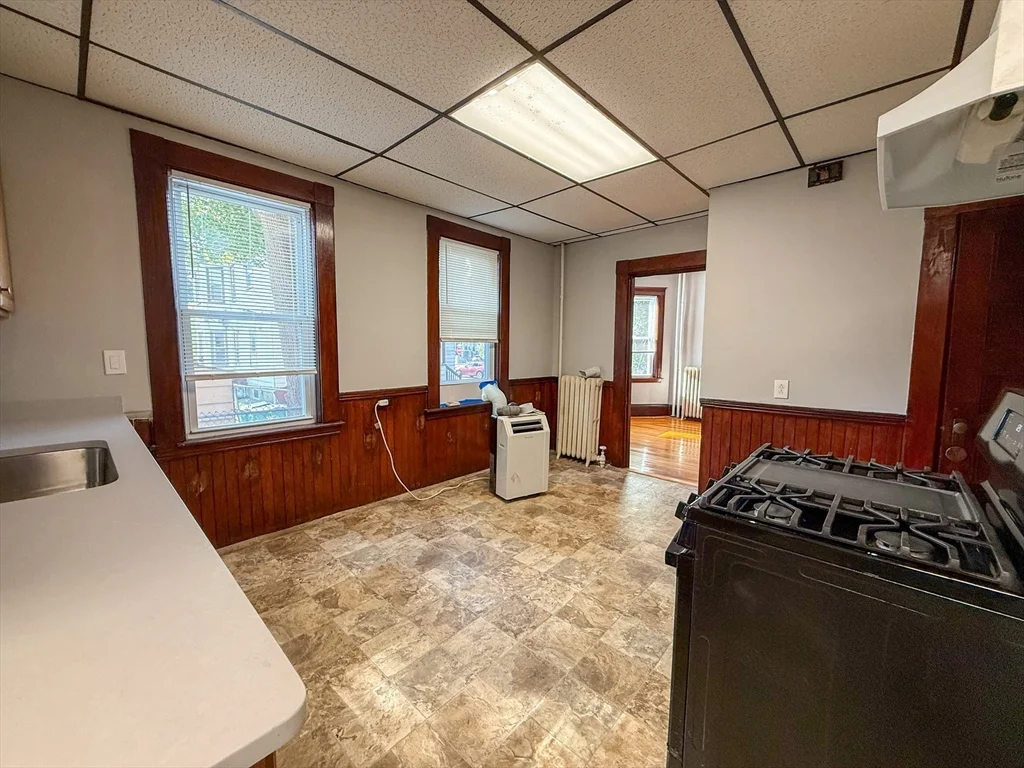 7 Lambert St, Medford