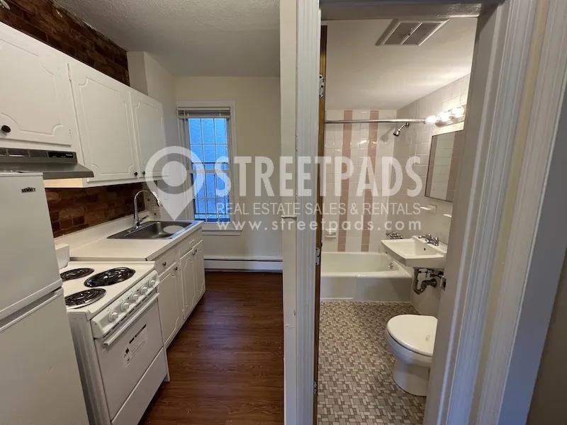 74 South Huntington Ave, Mission Hill