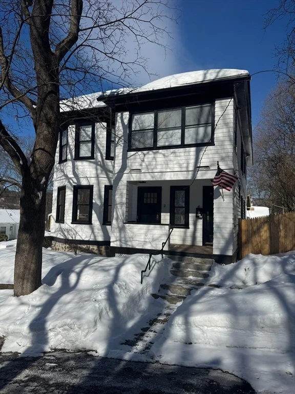 2 Harding St, Fitchburg