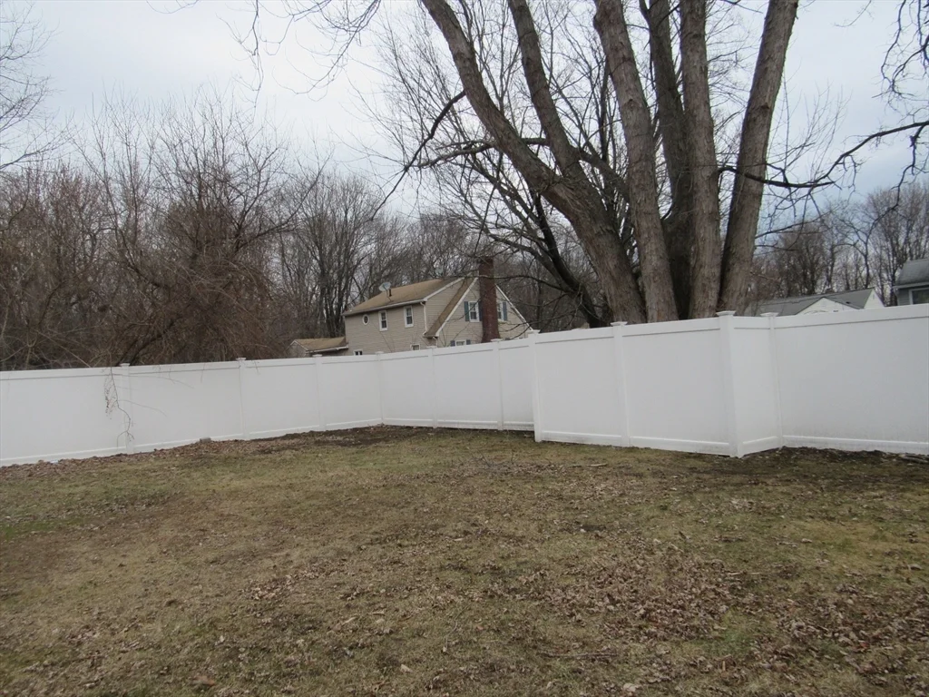 19 Chapman St, Dracut