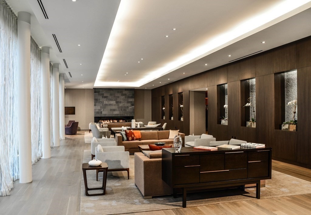 580 Washington St, Midtown