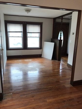 3 Goldsmith Ave, Medford