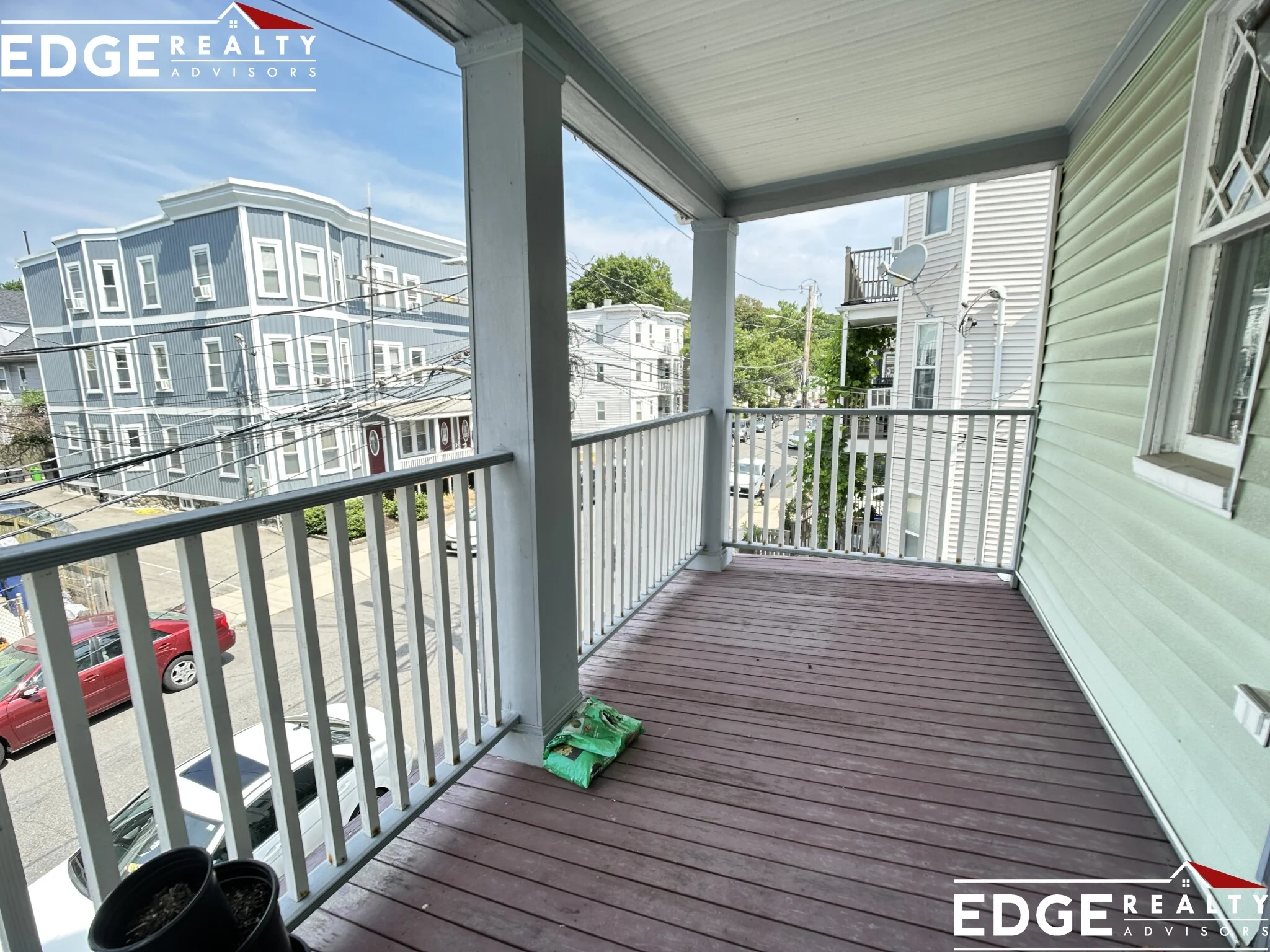 9 Montfern Ave, Oak Square