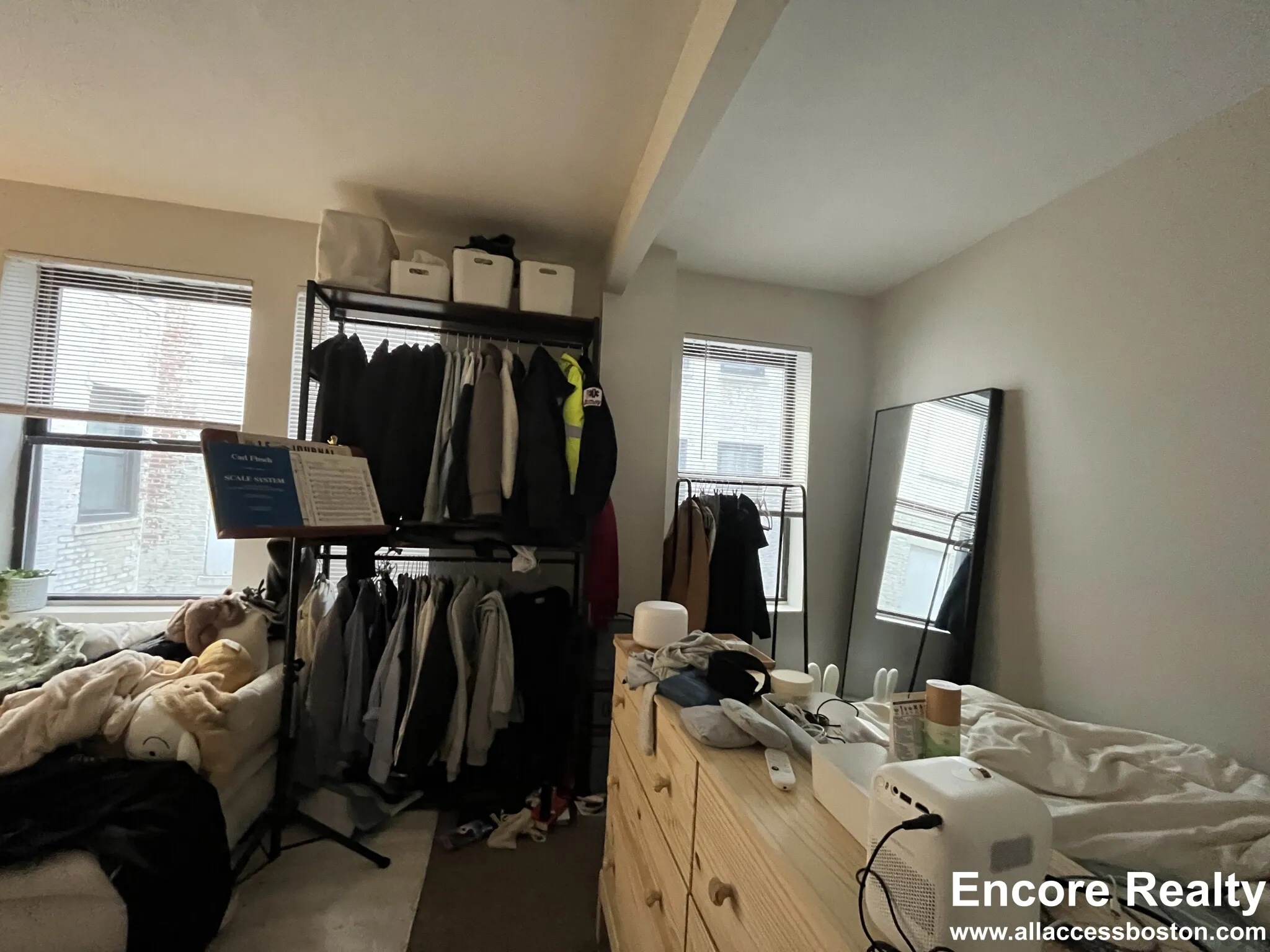 833 Beacon St, Fenway