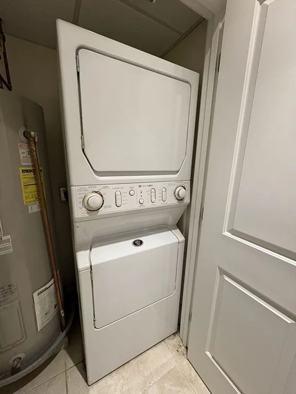 61 Market St, Lowell