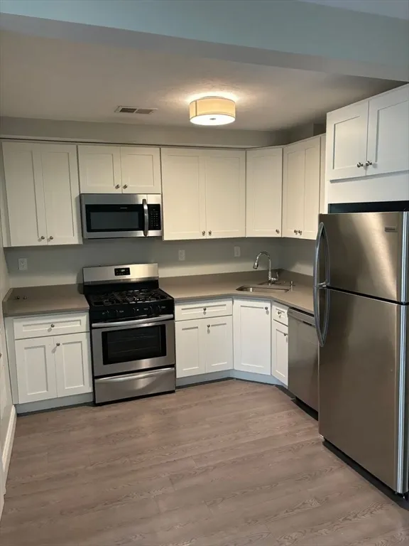 194 Maverick St, East Boston