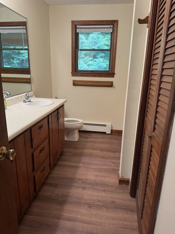 271 Wanoosnoc Rd, Fitchburg