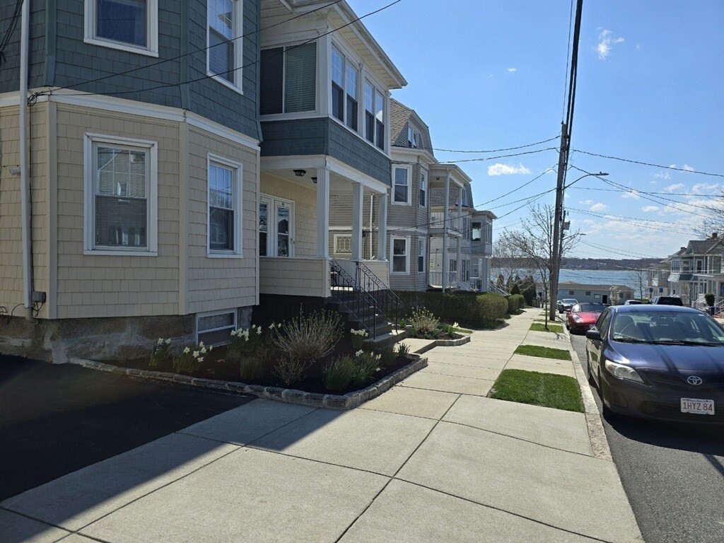 66-68 Valentine St, South End