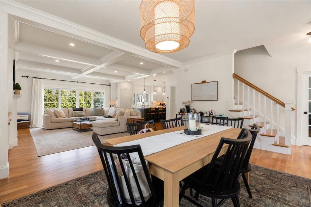 40 Foley Beach Rd, Hingham